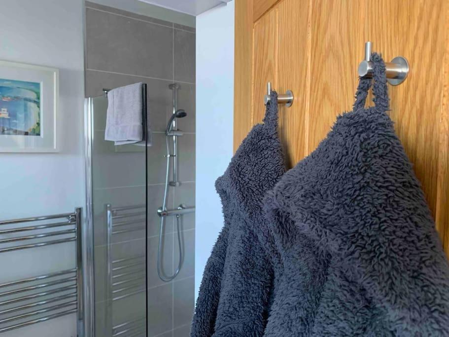 St Agnes Perfect Location, Hot Tub, Sea Views, Gym Daire Dış mekan fotoğraf