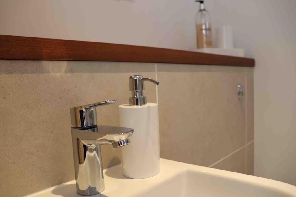 St Agnes Perfect Location, Hot Tub, Sea Views, Gym Daire Dış mekan fotoğraf